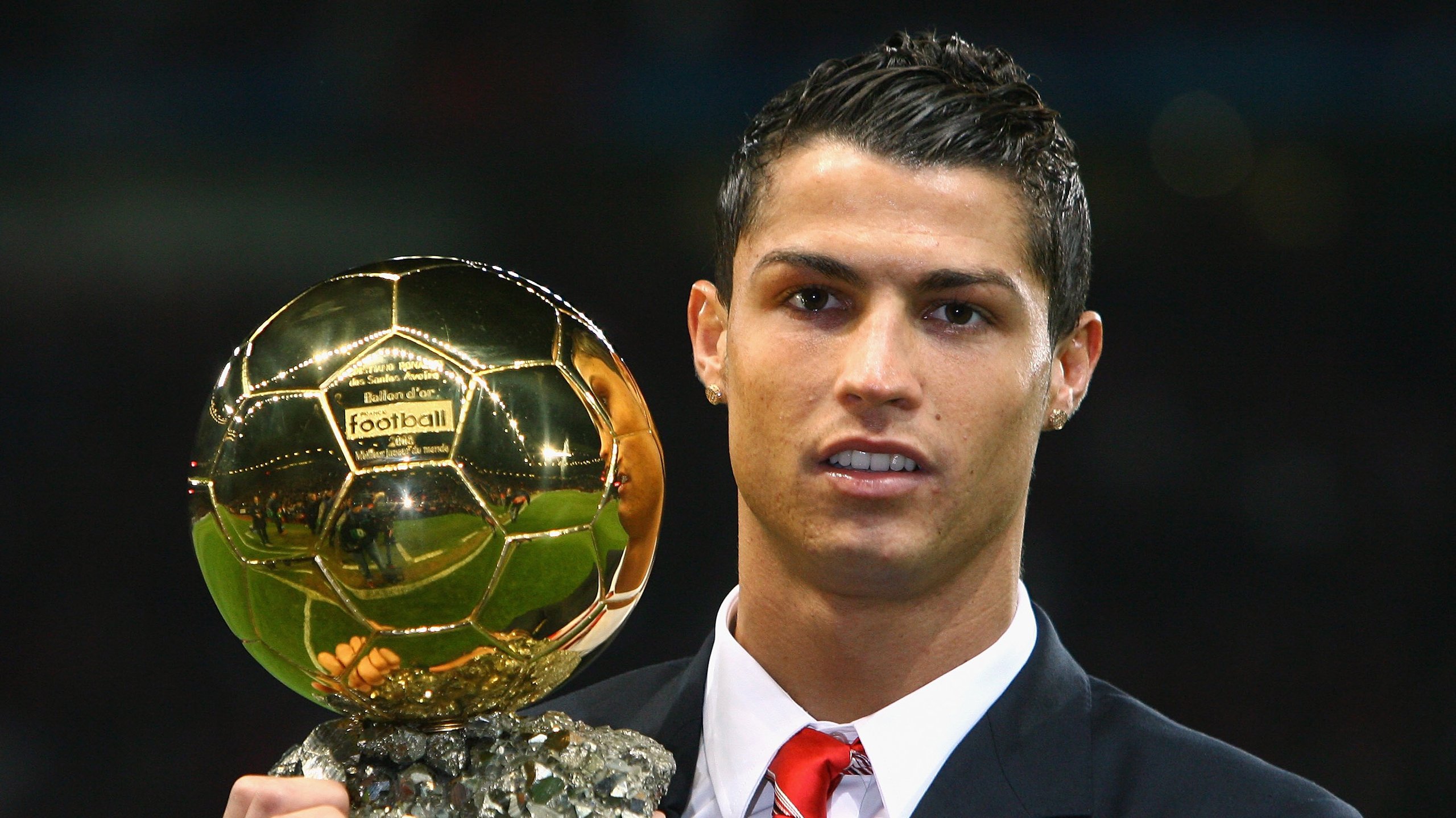 短道速滑世锦赛激战正酣 中国队力夺混合接力金牌