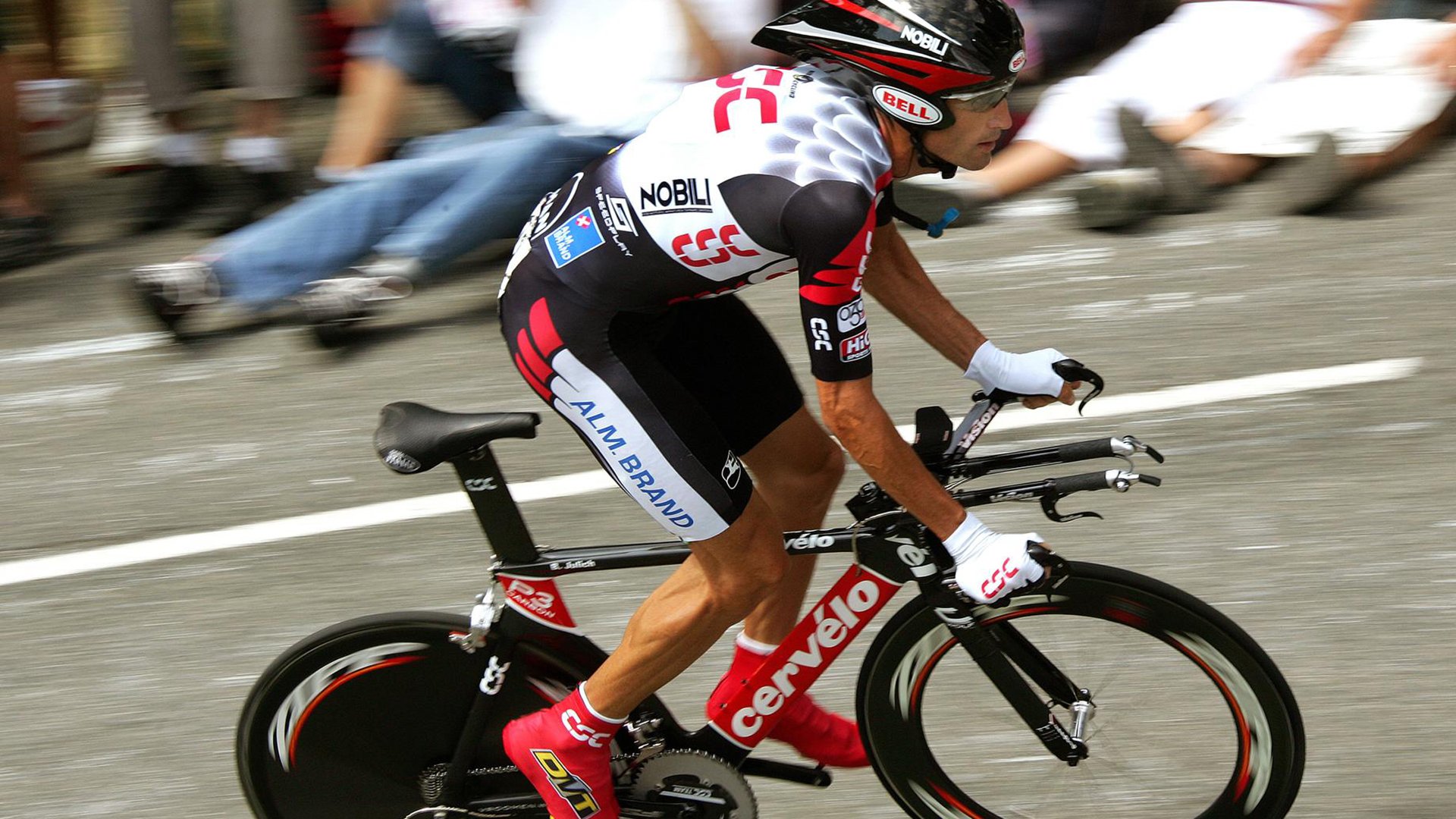 深度战术分析,揭秘冠军球队的制胜密码