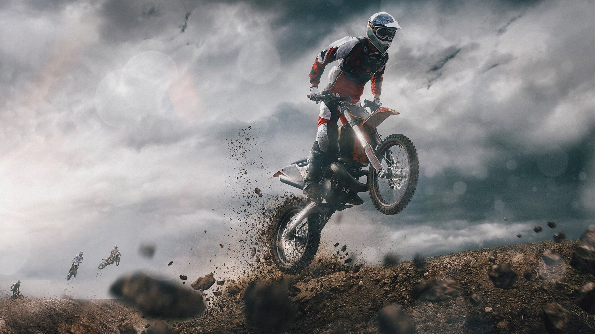 梅西第八次捧起金球奖 刷新历史纪录再创足坛传奇